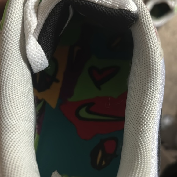 Nike air max: They are in good condition, just needs a little cleaning - Picture 3 of 4